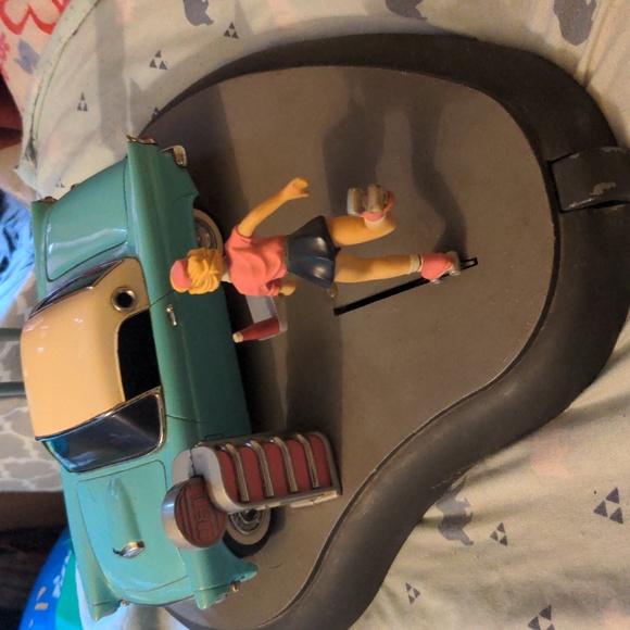 1992 Franklin Mint Dine-In Menu Moveable Vintage Car Girl Food Roller Skates - Picture 7 of 16